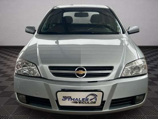 CHEVROLET-ASTRA-2011