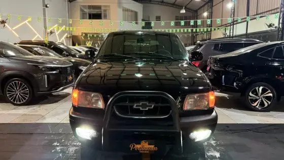 CHEVROLET BLAZER 4.3 SFI DLX EXECUTIVE 4X2 V6 12V GASOLINA 4P AUTOMÁTICO