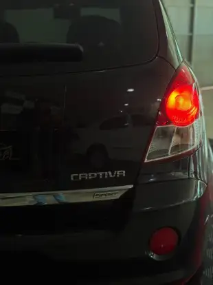 CHEVROLET-CAPTIVA-2011