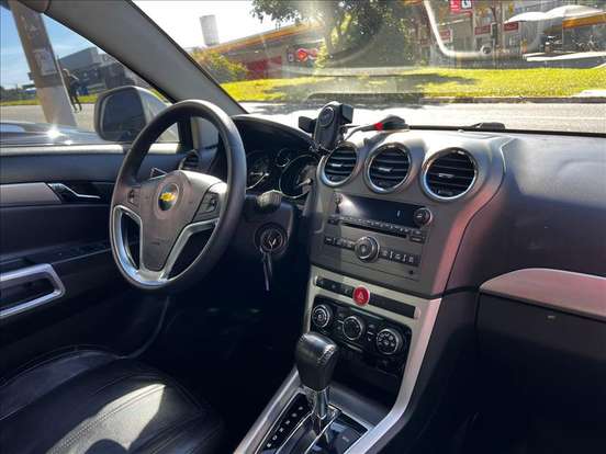 CHEVROLET-CAPTIVA-2011
