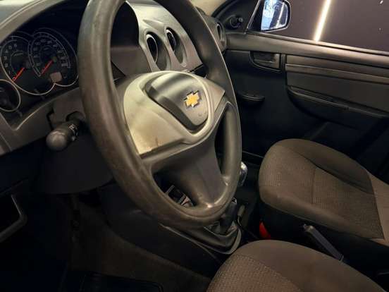 CHEVROLET-CELTA-1.0 MPFI ADVANTAGE 8V FLEX 4P MANUAL CHEVROLET-CELTA-2013