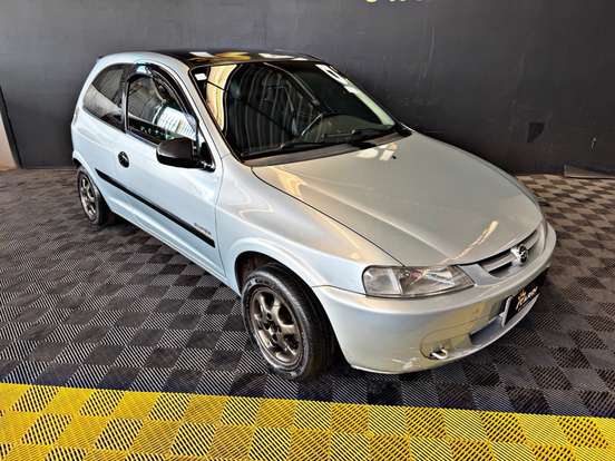 CHEVROLET-CELTA-2004