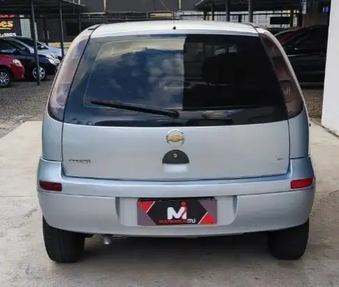 CHEVROLET-CORSA-2009
