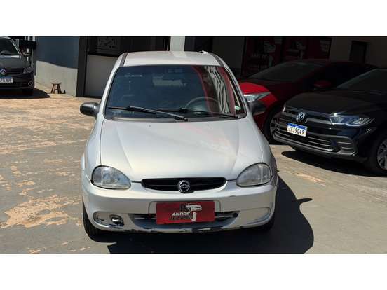 CHEVROLET-CORSA-2003