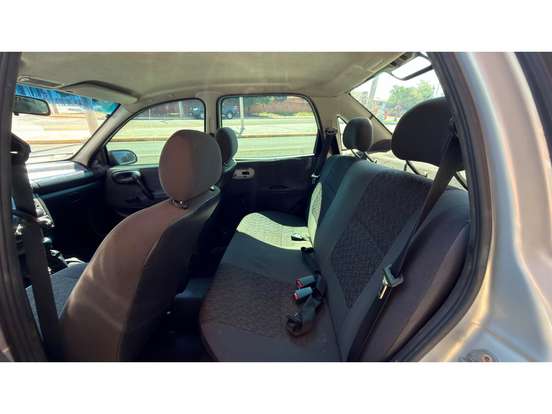 CHEVROLET-CORSA-1.0 MPFI 8V GASOLINA 4P MANUAL CHEVROLET-CORSA-2003