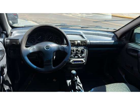 CHEVROLET-CORSA-1.0 MPFI 8V GASOLINA 4P MANUAL CHEVROLET-CORSA-2003