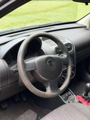 CHEVROLET-CORSA-2011