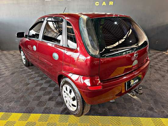 CHEVROLET-CORSA-2011