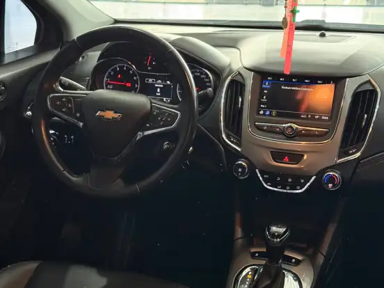CHEVROLET-CRUZE-2019