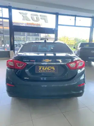 CHEVROLET-CRUZE-2018