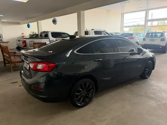 CHEVROLET-CRUZE-2017