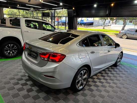 CHEVROLET-CRUZE-2019