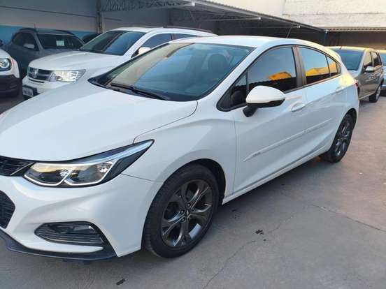 CHEVROLET-CRUZE-2019
