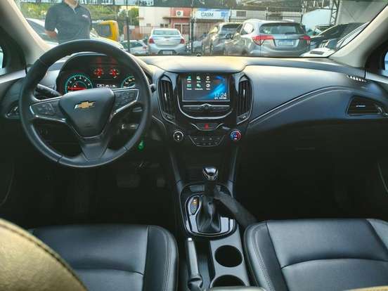 CHEVROLET-CRUZE-2019