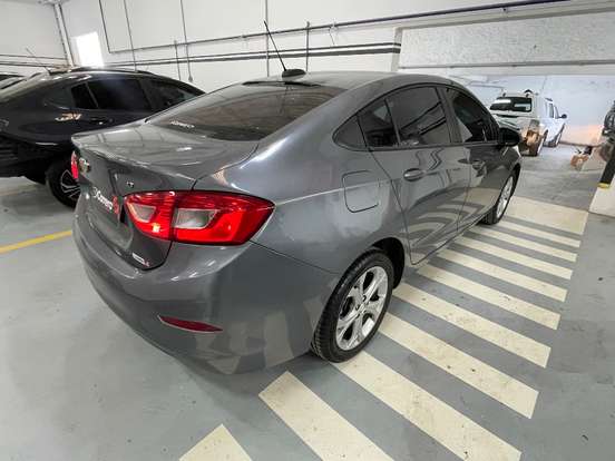 CHEVROLET-CRUZE-2019
