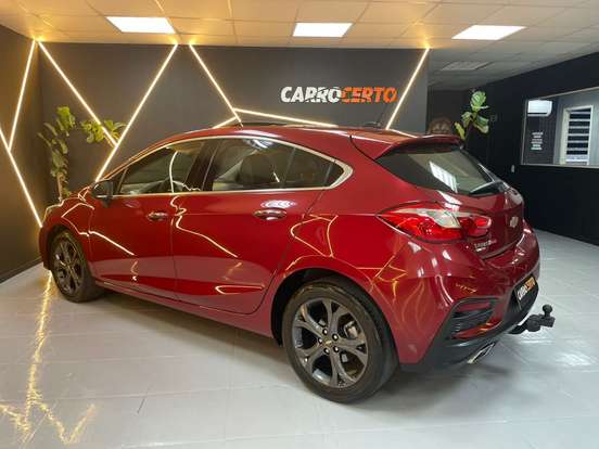 CHEVROLET-CRUZE-2018