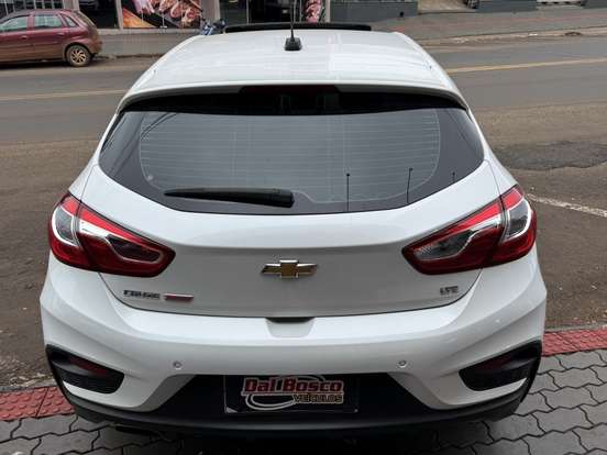 CHEVROLET-CRUZE-2019