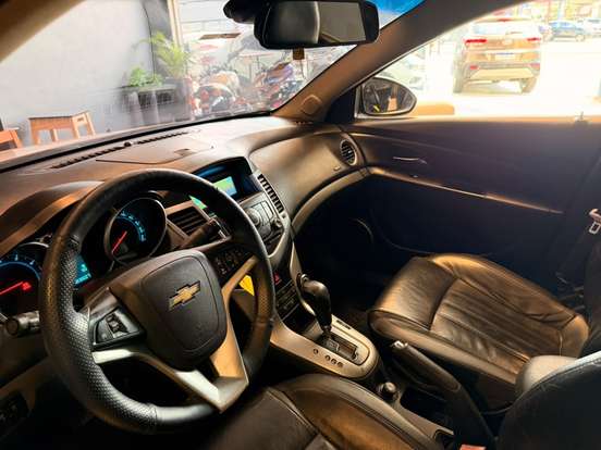 CHEVROLET-CRUZE-2012