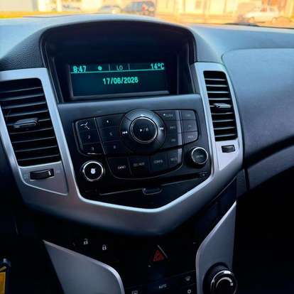CHEVROLET-CRUZE-2011