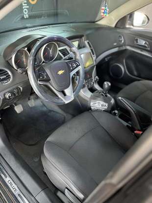 CHEVROLET-CRUZE-2013