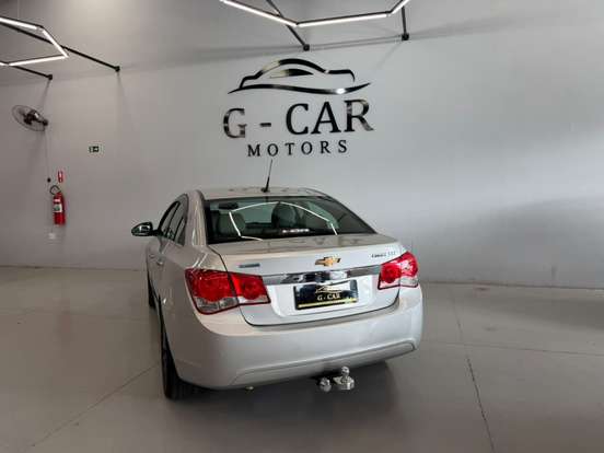CHEVROLET-CRUZE-2013