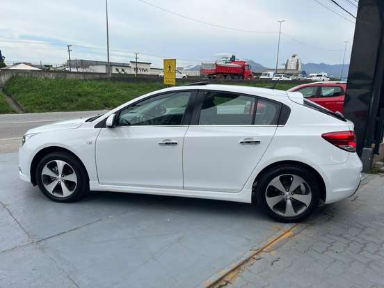 CHEVROLET-CRUZE-2014