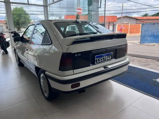 CHEVROLET-KADETT-1989