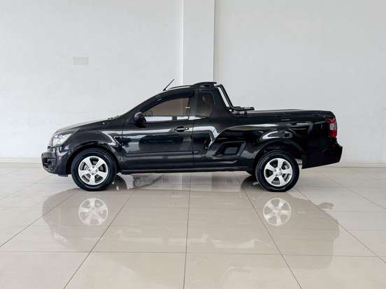 CHEVROLET-MONTANA-2014