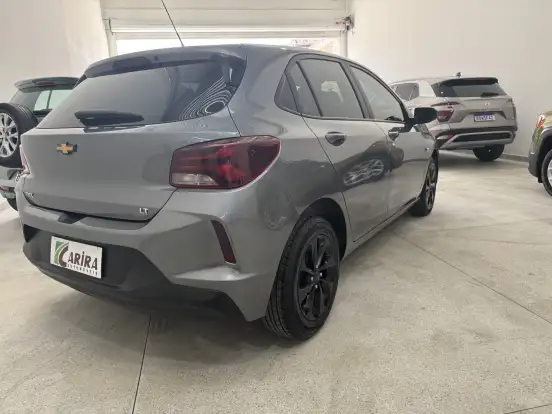 CHEVROLET-ONIX-2020