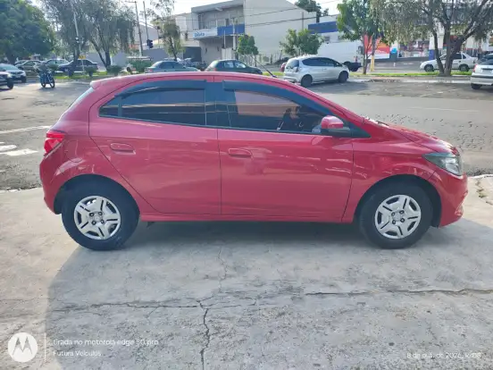 CHEVROLET-ONIX-2015