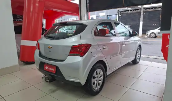 CHEVROLET-ONIX-2017