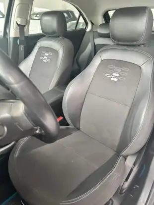 CHEVROLET-ONIX-2019