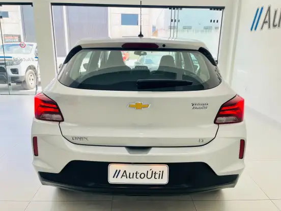 CHEVROLET-ONIX-2022