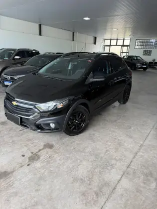 CHEVROLET ONIX 1.4 MPFI ACTIV 8V FLEX 4P AUTOMÁTICO