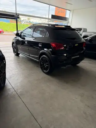 CHEVROLET-ONIX-2019