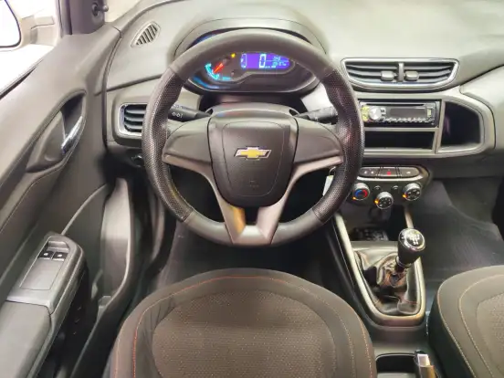 CHEVROLET-ONIX-1.4 MPFI LT 8V FLEX 4P MANUAL CHEVROLET-ONIX-2013