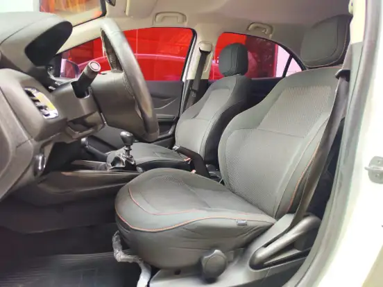 CHEVROLET-ONIX-1.4 MPFI LT 8V FLEX 4P MANUAL CHEVROLET-ONIX-2013