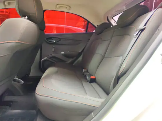CHEVROLET-ONIX-1.4 MPFI LT 8V FLEX 4P MANUAL CHEVROLET-ONIX-2013
