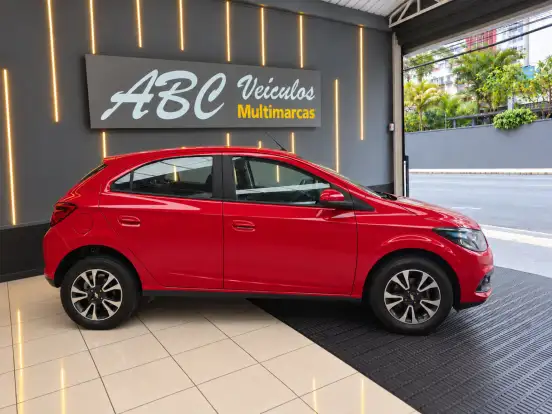 CHEVROLET-ONIX-2015