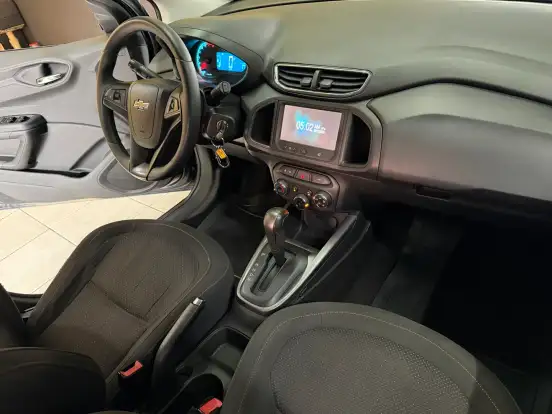 CHEVROLET-ONIX-2014