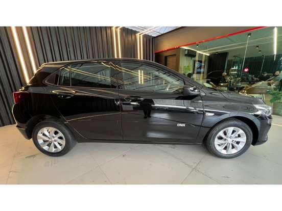 CHEVROLET-ONIX-2022