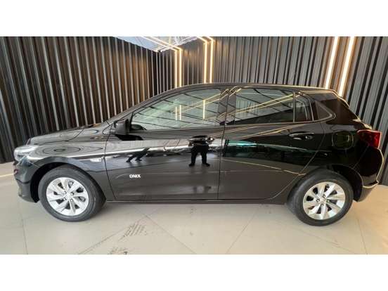 CHEVROLET-ONIX-2022