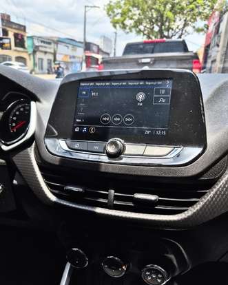 CHEVROLET-ONIX-2020
