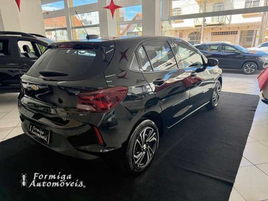 CHEVROLET-ONIX-2020