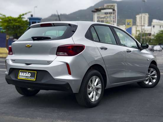 CHEVROLET-ONIX-2021