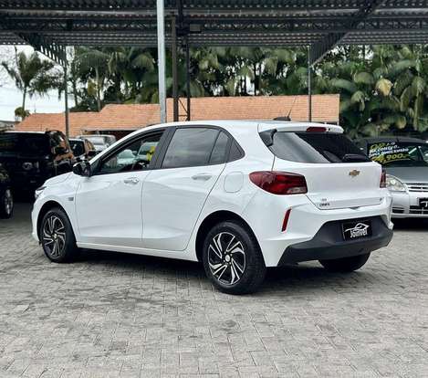 CHEVROLET-ONIX-2024