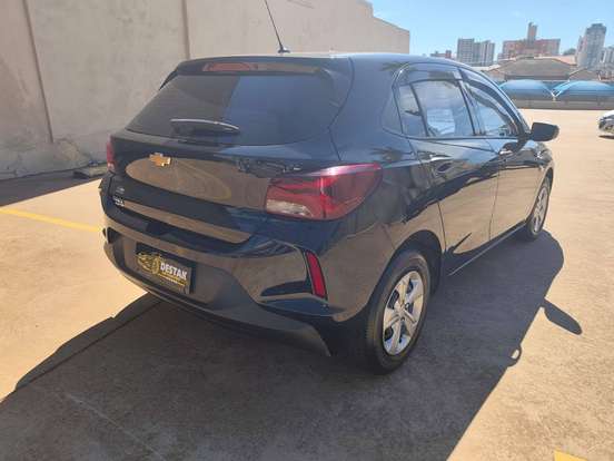 CHEVROLET-ONIX-2022