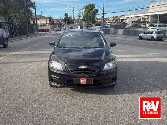 CHEVROLET-ONIX-2018