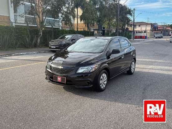 CHEVROLET-ONIX-2018