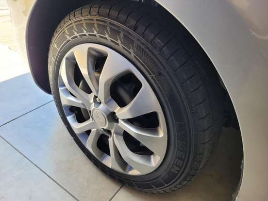CHEVROLET-ONIX-2019